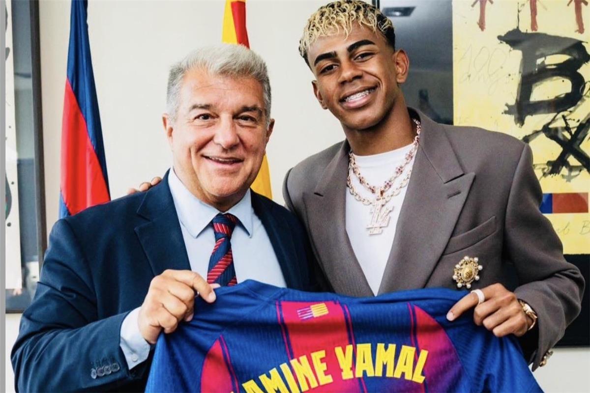 لابورتا: لامين يامال فنان عبقري.. وسعيد بموقف ميسي في الانتخابات