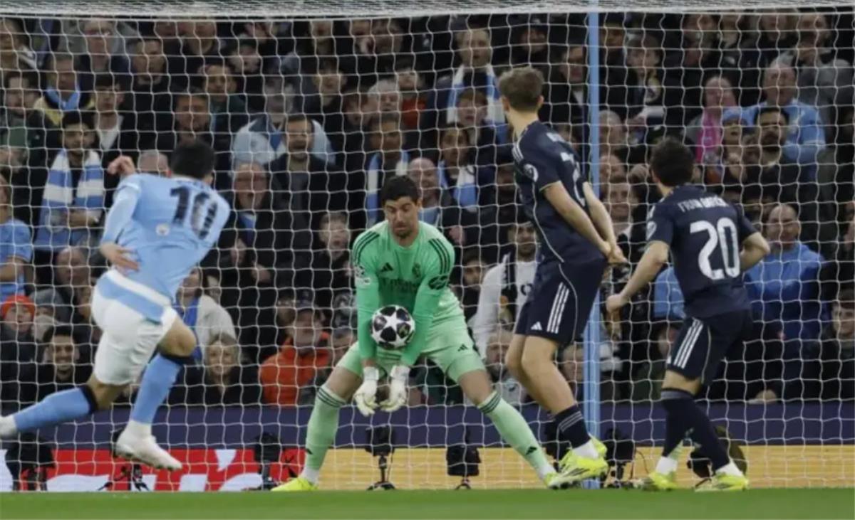 سبب استبدال كورتوا في مباراة مانشستر سيتي وريال مدريد بـ دوري أبطال أوروبا