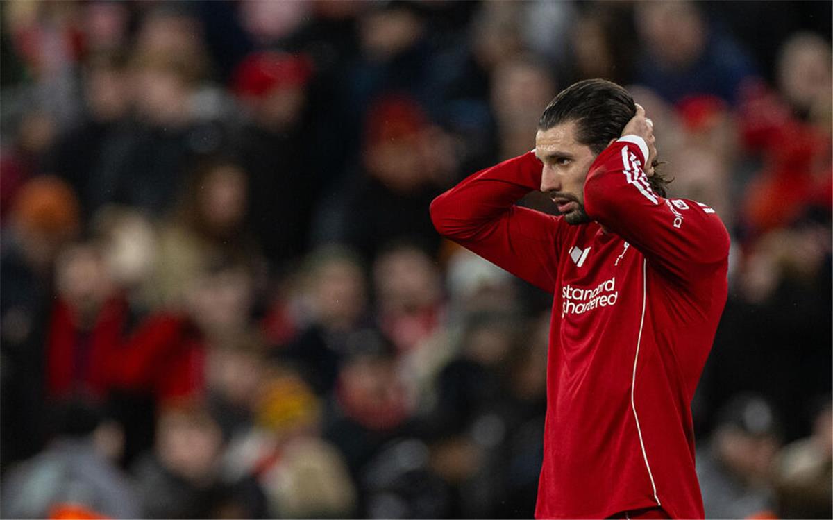 فيديو |  سوبوسلاي يسجل هدف ليفربول الأول أمام جالطة سراي