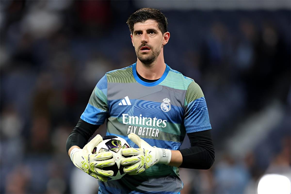 ريال مدريد يتلقى صدمة بسبب إصابة كورتوا