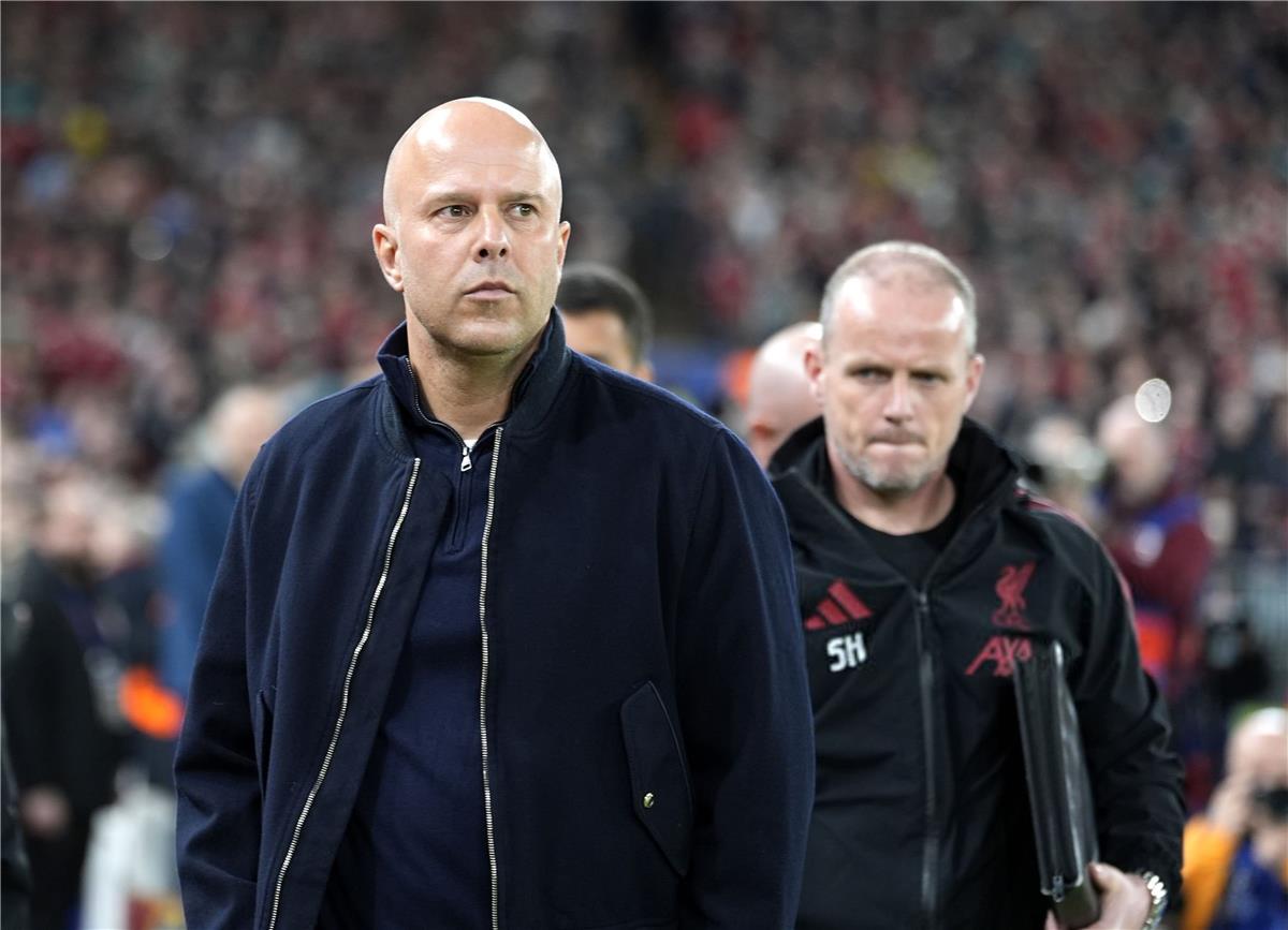 سلوت: باريس سان جيرمان غير سعيد بمواجهتنا.. وحب جماهير ليفربول يعني الكثير