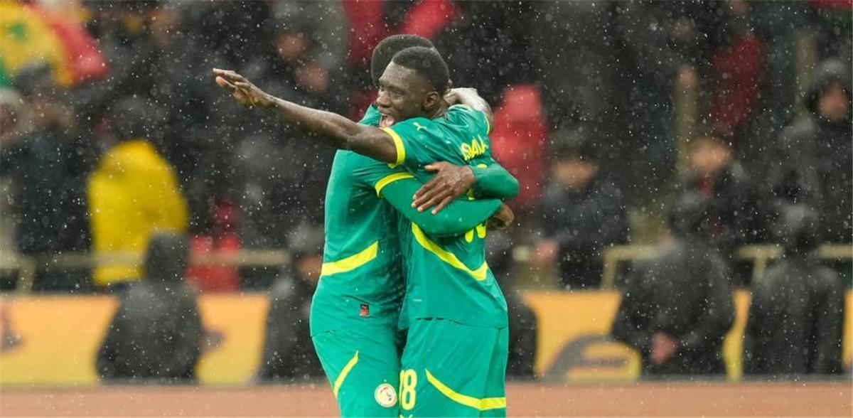 رئيس السنغال يوجه لتصعيد رسمي بشأن قرارات كاف.. وعامل يعيد البطولة