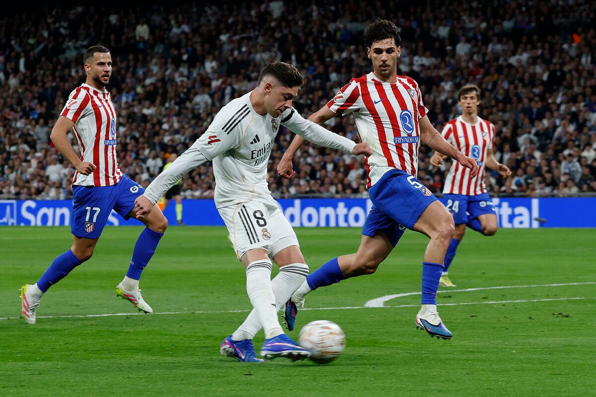 تقارير توضح ما قاله حكم مباراة ريال مدريد وأتلتيكو لـ أربيوا عن طرد فالفيردي