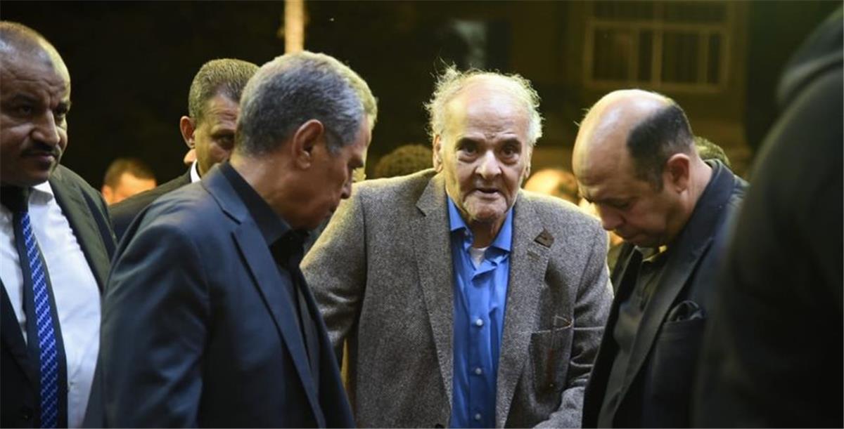 أيمن يونس يوجه رسالة خاصة لـ ممدوح عباس بعد تأهل الزمالك لنصف نهائي الكونفدرالية