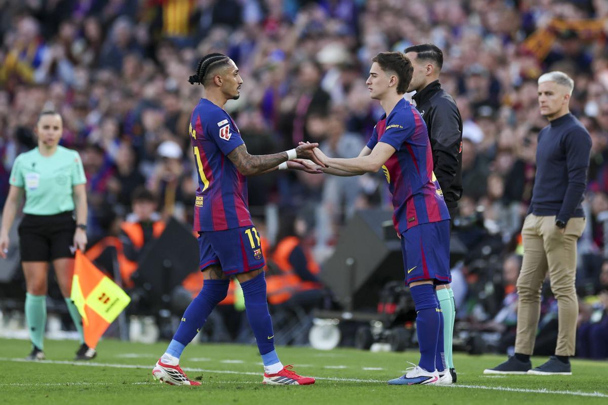 دي لا فوينتي عن إصابة جافي: كأن أحد أفراد عائلتي تعرض لحادث