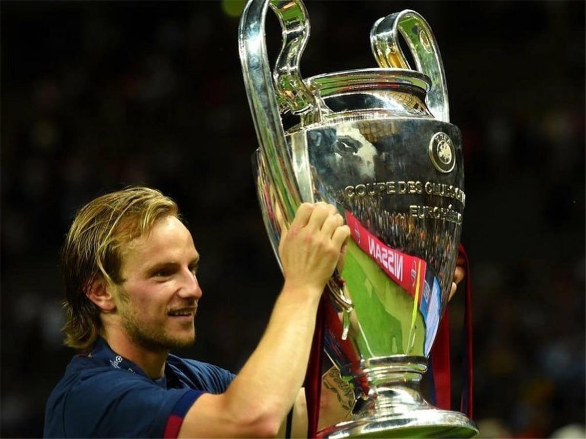 راكيتيتش: برشلونة مختلف بدون لاعبه.. وفليك قادر على التتويج بكل البطولات