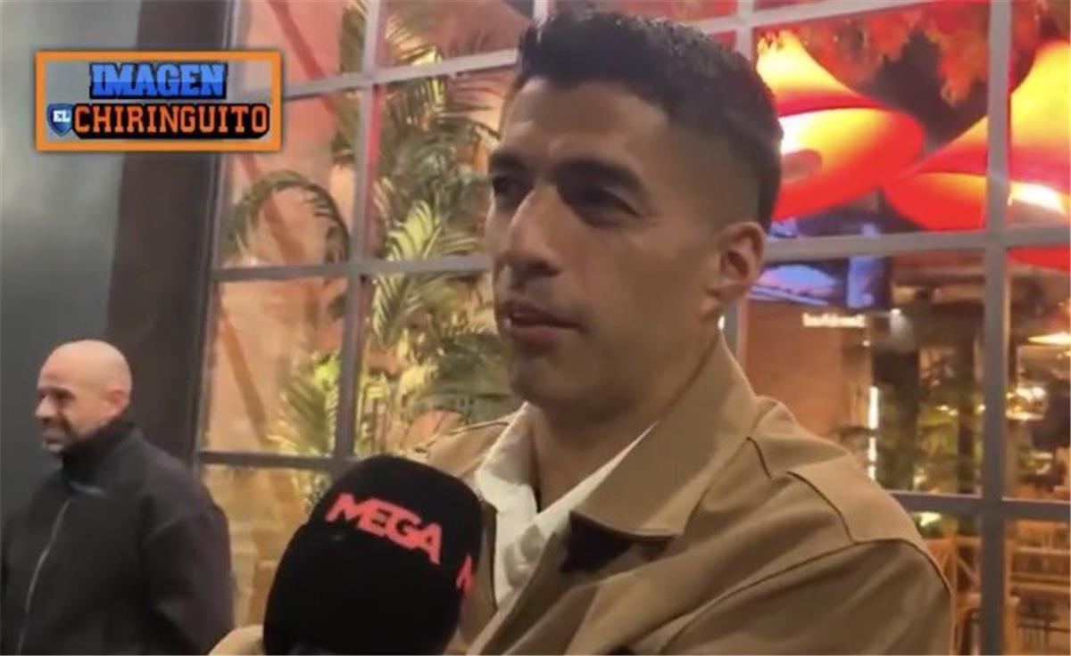 سواريز يكشف سراً عن ميسي بشأن نتائج برشلونة مع فليك