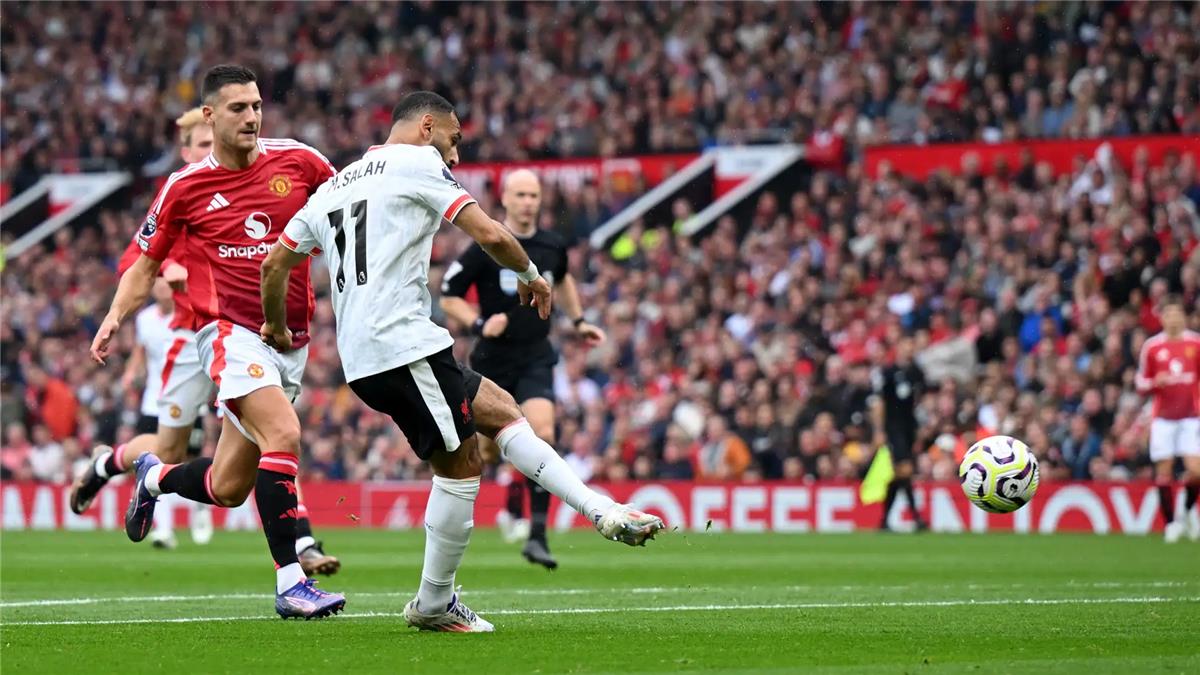 تغيير موعد مباراة ليفربول ومانشستر يونايتد في الدوري الإنجليزي