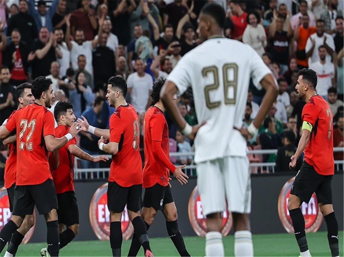 فيديو | لوب رائع.. زيزو يسجل هدف منتخب مصر الثالث أمام السعودية