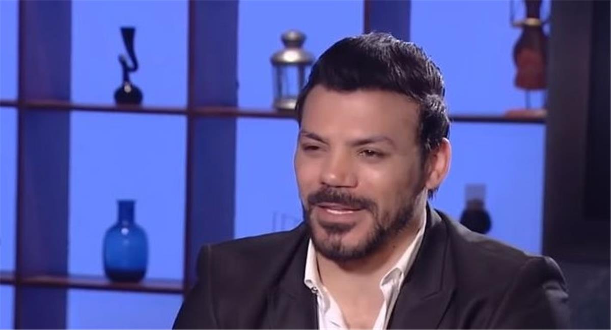 عمرو زكي: ممدوح عباس قال لي هبطلك كورة.. ورفضت طلب الخطيب