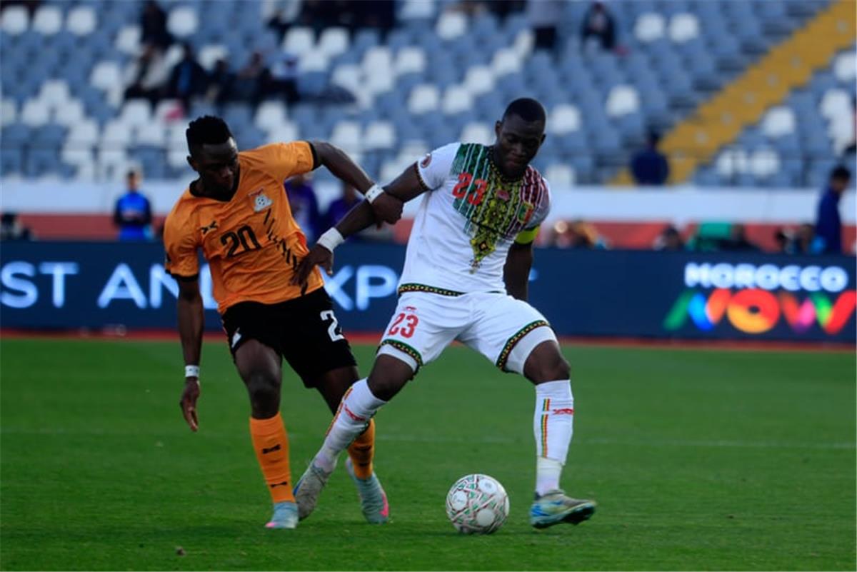 محمد سيسوكو يوضح سبب تعاقد فالنسيا مع ديانج