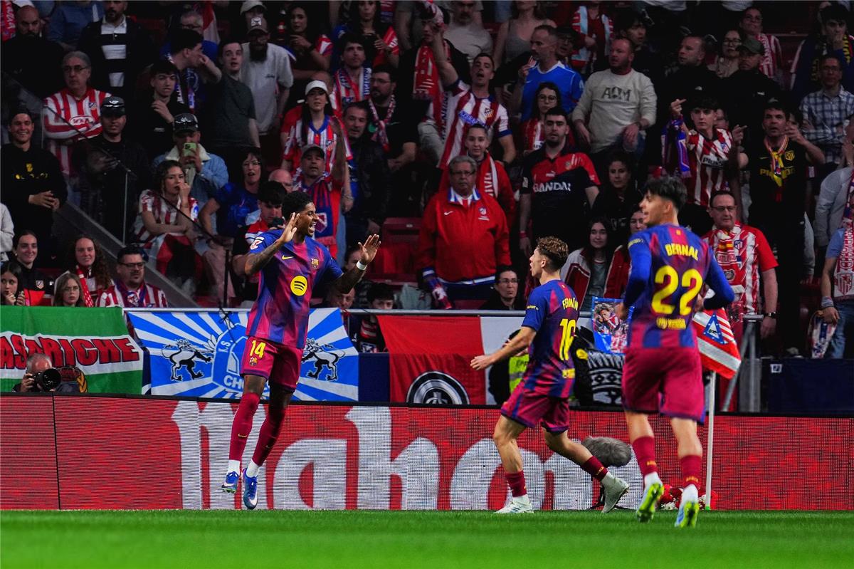 فيديو | ليلة الجدل التحكيمي.. برشلونة يعبر فخ أتلتيكو مدريد الأول بصعوبة ويعزز صدارة الدوري الإسباني