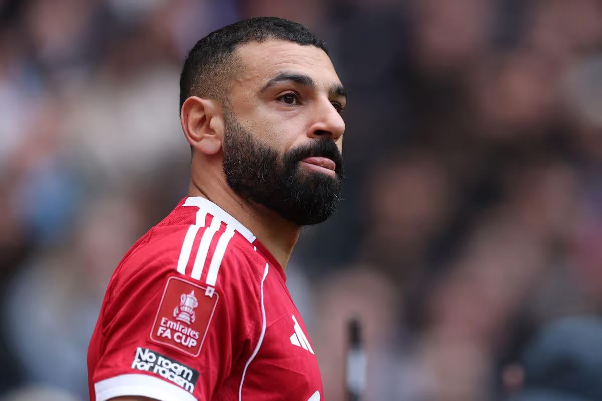 حارس ليفربول السابق يرشح لاعبًا مفاجئًا لخلافة محمد صلاح: الأنسب لتلك المهمة