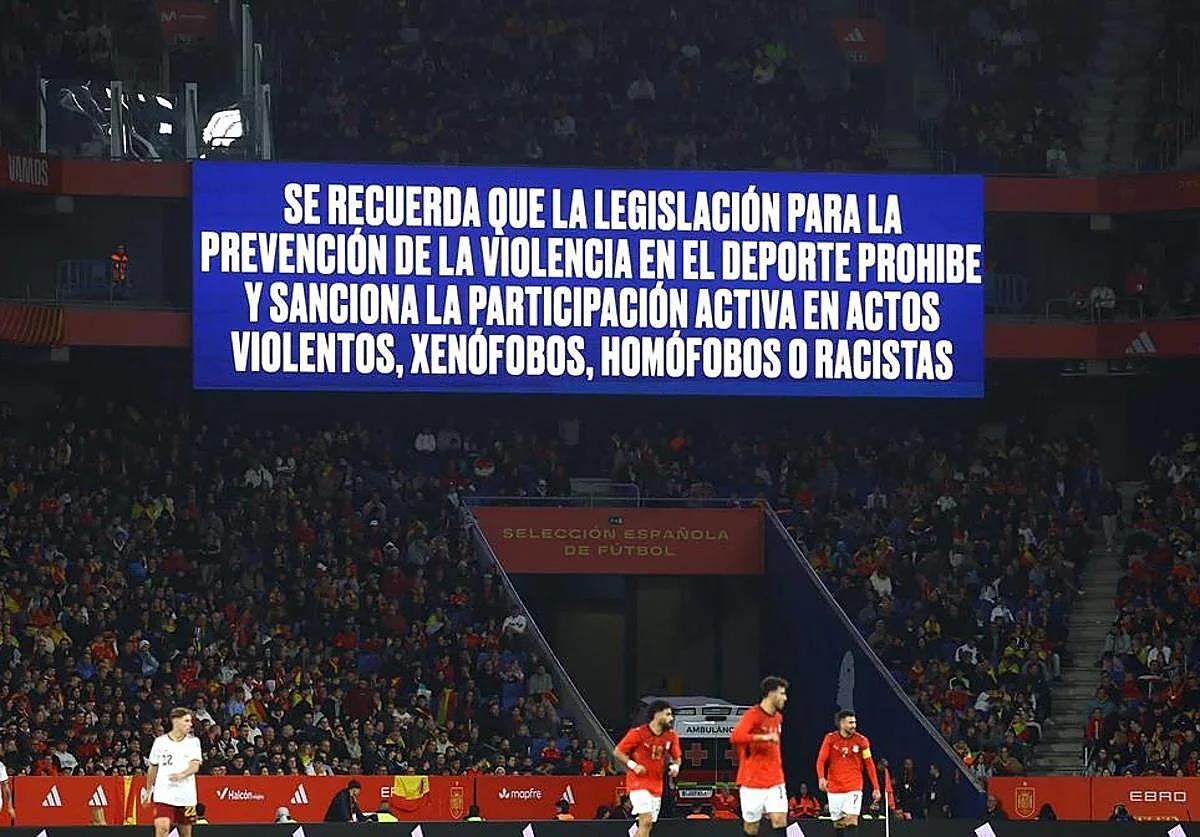 فيفا يتخذ إجراءات تأديبية ضد الاتحاد الإسباني بسبب مباراة منتخب مصر 