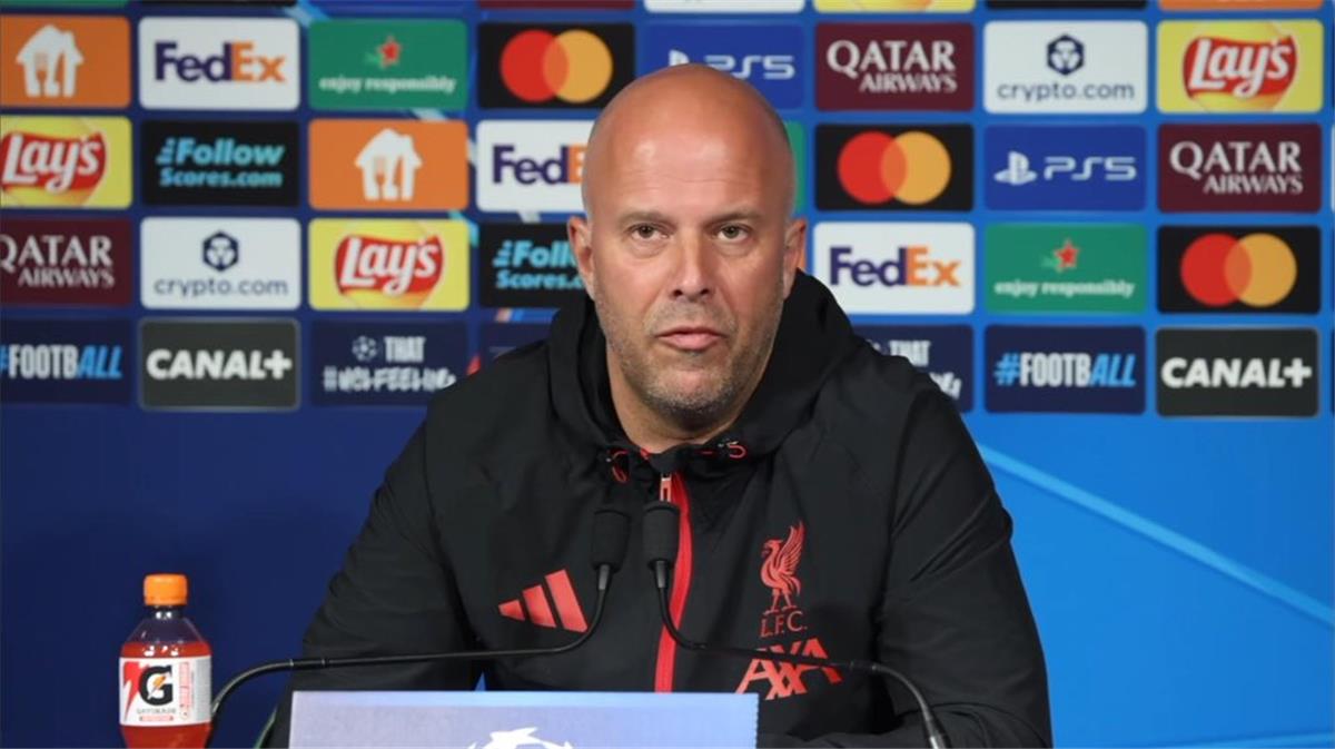 سلوت: أتمنى ألا نحتاج حارسنا أمام باريس سان جيرمان.. ومباراة مانشستر سيتي تمنحنا الأمل