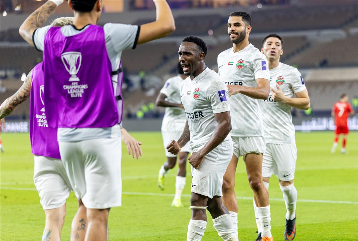 فيديو | الأهلي الإماراتي يفوز على تراكتور الإيراني بثلاثية في دوري أبطال آسيا