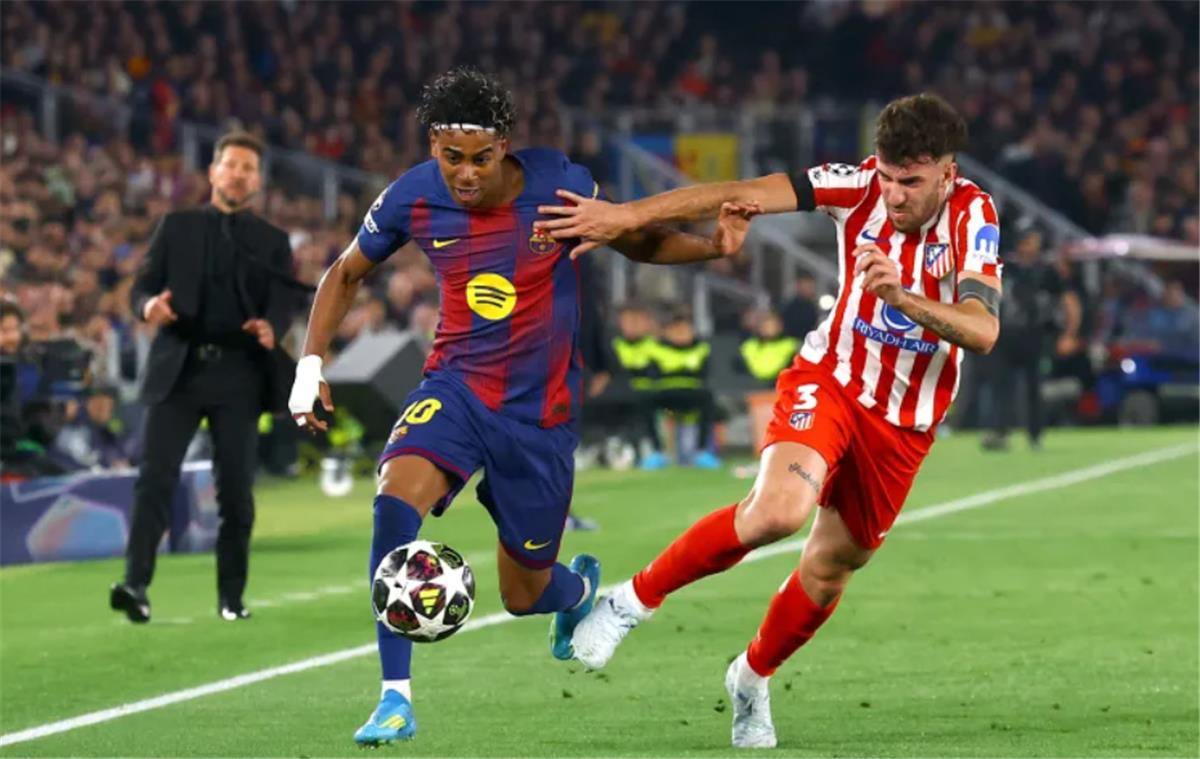 تشكيل برشلونة أمام أتلتيكو مدريد اليوم في دوري أبطال أوروبا.. مفاجأة في خط الوسط