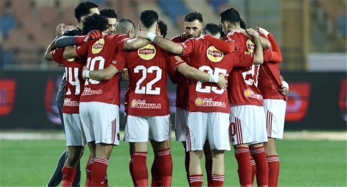 شوبير يكشف كواليس صفقات الأهلي: إعادة تقييم الأجانب وحسم ملف المهاجم والمدافع