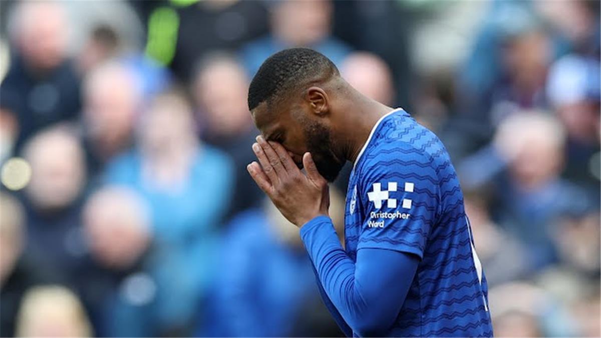 فيديو | بيتو يسجل هدف تعادل إيفرتون أمام ليفربول في الدوري الإنجليزي