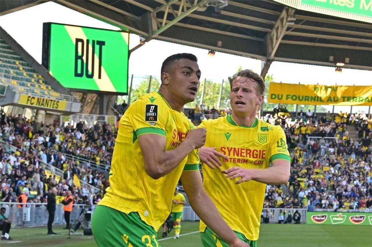 الدوري الفرنسي يحتفي بعودة مصطفى محمد للتسجيل أمام بريست