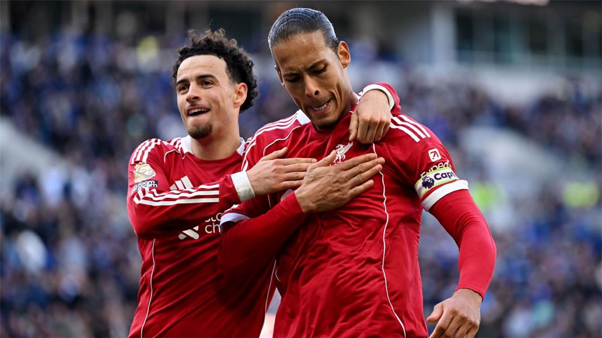 أول تعليق من لاعب ليفربول بعد إصابته أمام إيفرتون