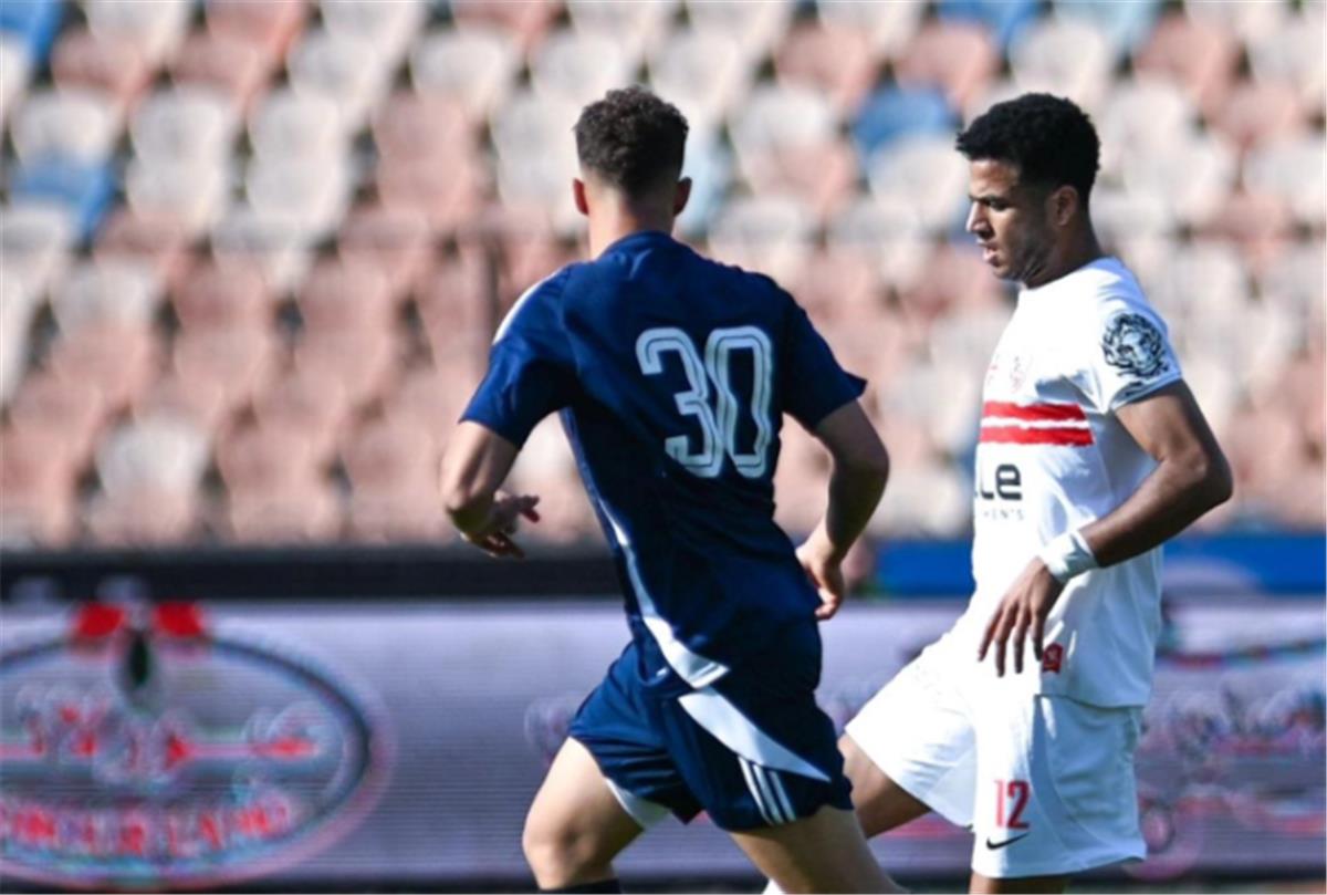 هدية لـ الأهلي وبيراميدز.. فيديو | الزمالك يفقد نقطتين ثمينتن بتعادل سلبي أمام إنبي في الدوري المصري