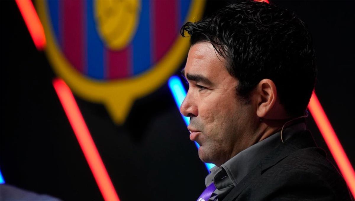 ديكو يدرس حسم صفقة برازيلية مميزة لـ برشلونة