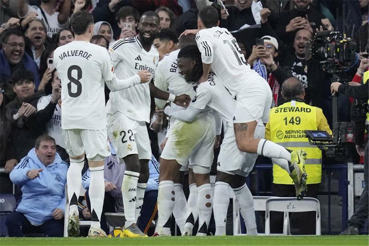 قائمة ريال مدريد لمباراة إسبانيول في الدوري الإسباني.. غيابات مؤثرة