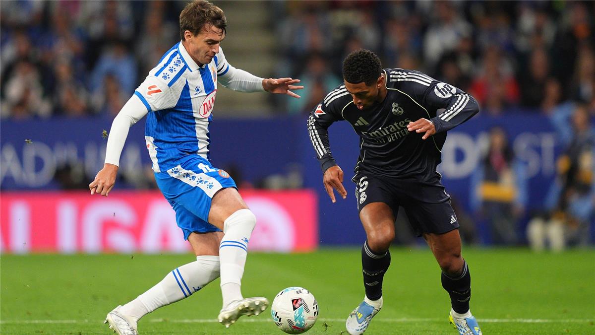 خبير تحكيمي: لاعب ريال مدريد أفلت من الطرد أمام إسبانيول