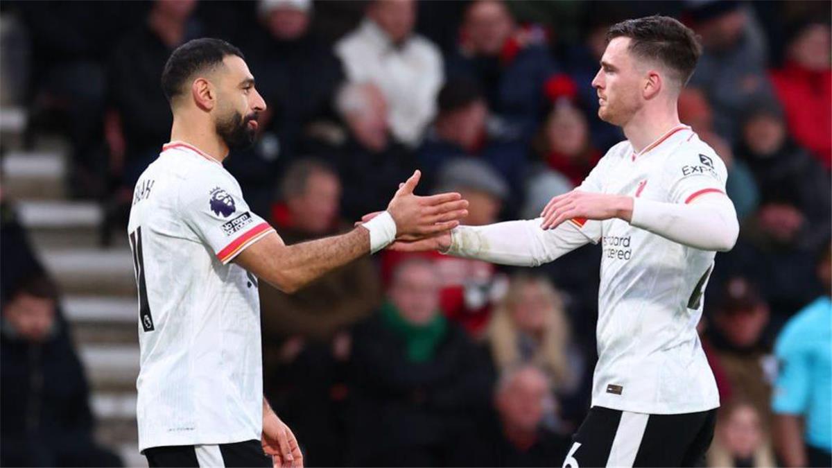 نجم ليفربول: فخور باللعب مع محمد صلاح.. وروبرتسون أسطورة