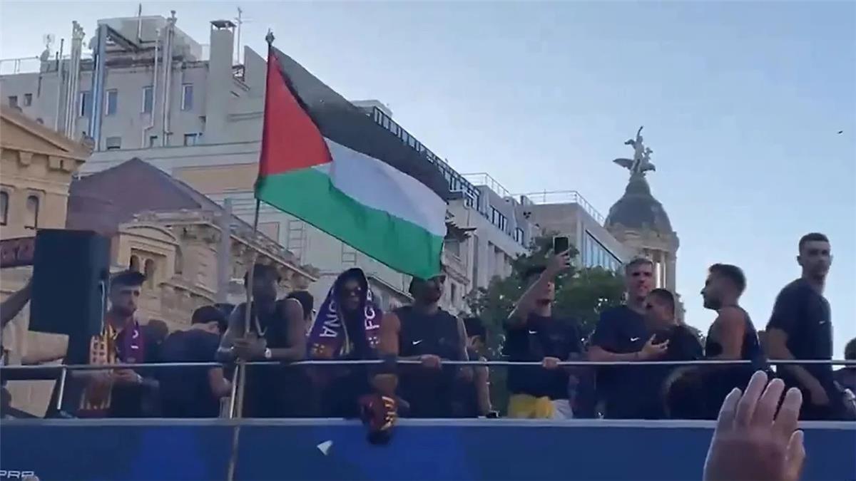 رئيس الوزراء الإسباني: لامين يامال فعل شيئًا نفخر به