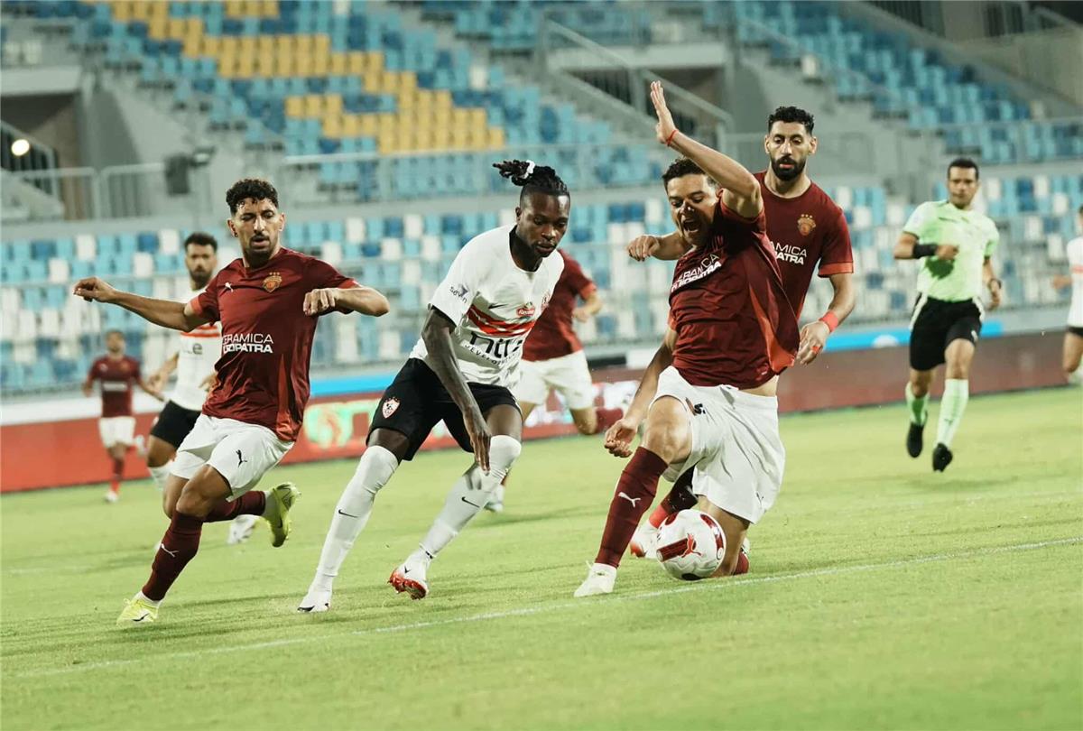 اتحاد الكرة يُعلن طاقم حكام مباراة الزمالك وسيراميكا كليوباترا في الدوري