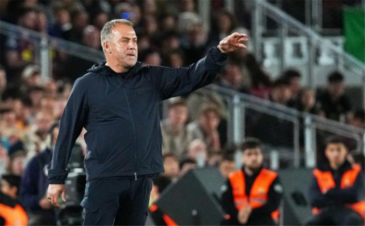 فليك يستهدف التعاقد مع لاعب برشلونة السابق 