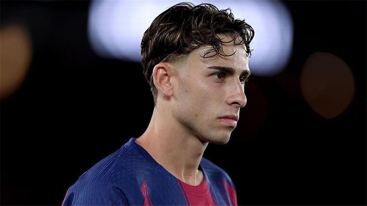 برشلونة يصدر بيانًا جديدًا بشأن فيرمين لوبيز