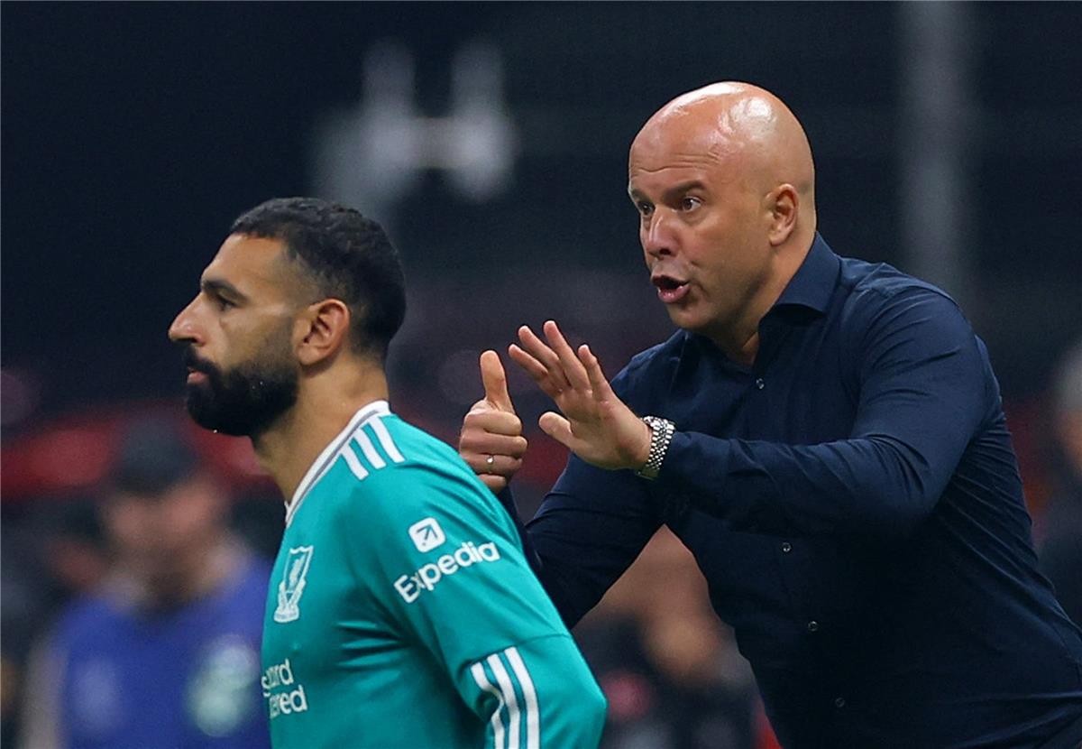 سلوت: سأتذكر محمد صلاح بتلك الطريقة بعد رحيله عن ليفربول