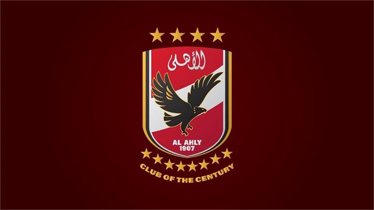 الأهلي يعلن رحيل مدربه بعد تسوية الأمور المالية والإدارية