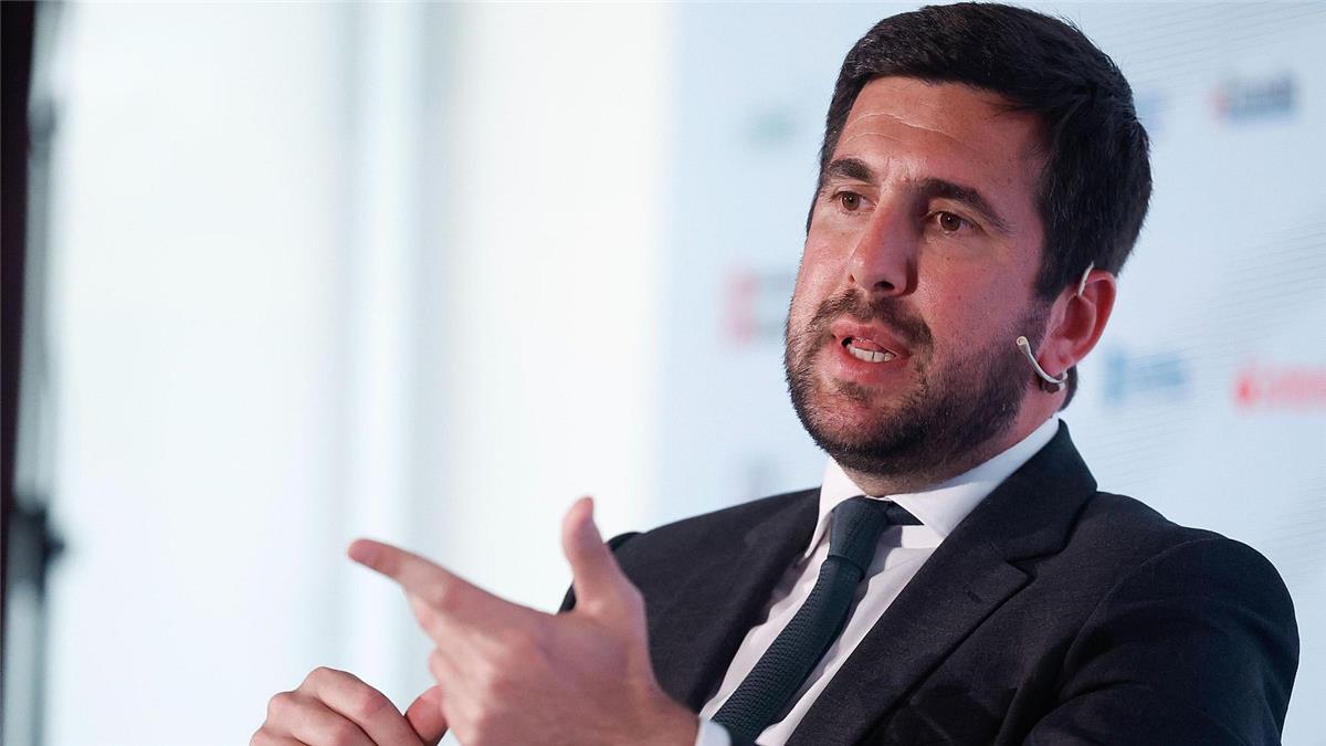 إنريكي ريكيلمي يعلن ترشحه لرئاسة ريال مدريد: سنتمكن أخيرًا من الإدلاء بأصواتنا
