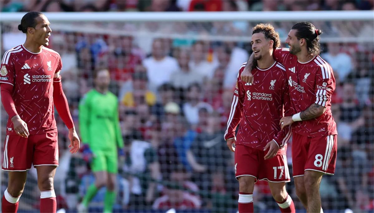 أسيست محمد صلاح.. جونز يسجل هدف ليفربول الأول أمام برينتفورد