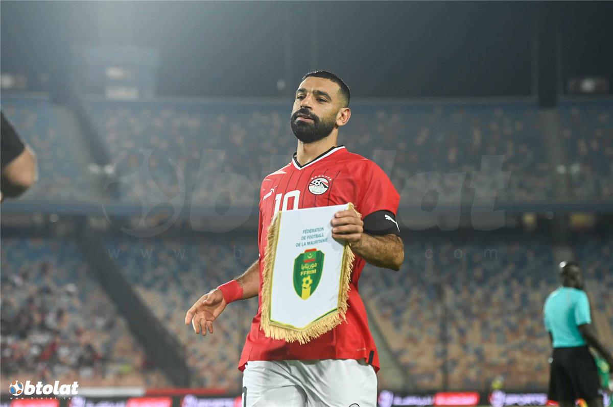 خاص | محمد صلاح يصل القاهرة.. موقفه من الانضمام لمعسكر منتخب مصر