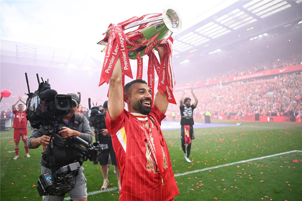 الجارديان: خطاب محمد صلاح القوي أبرز التحديات أمام مدرب ليفربول الجديد