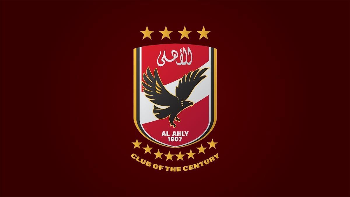 خاص | الأهلي يستقر على اسم المدرب العام في جهاز حسين عموتة