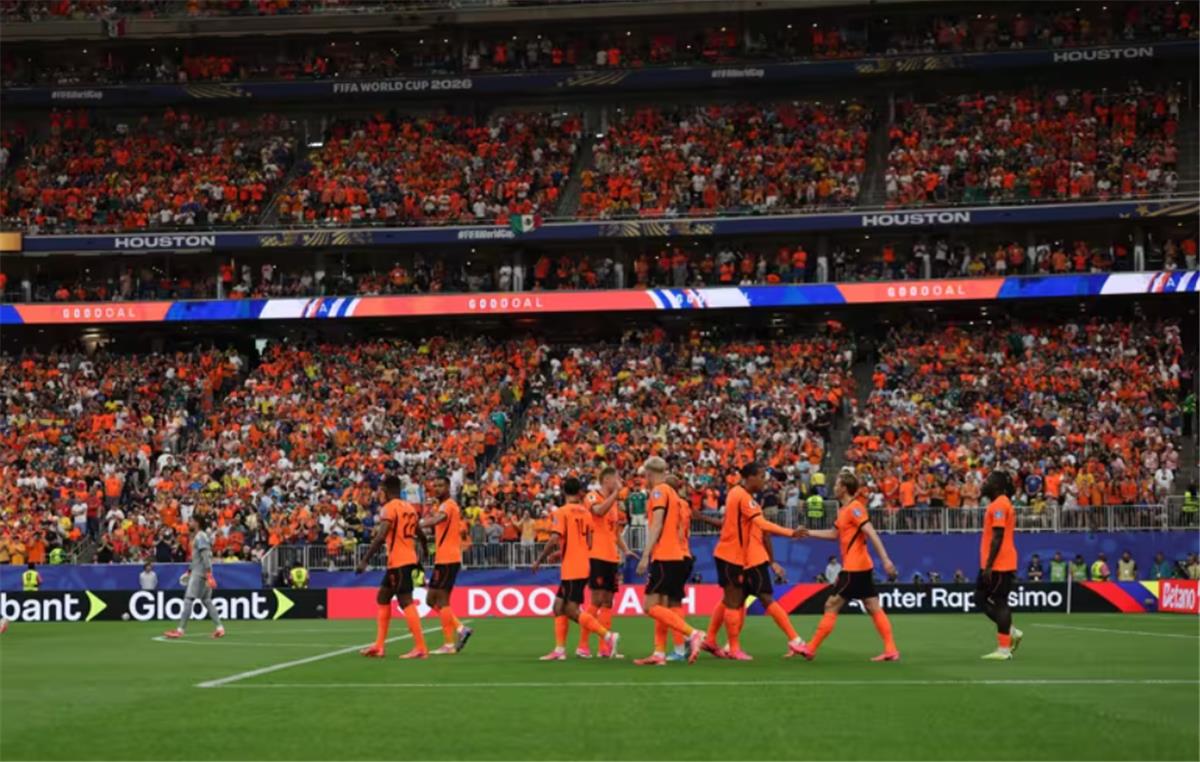 ترتيب مجموعة تونس في كأس العالم بعد فوز هولندا على السويد