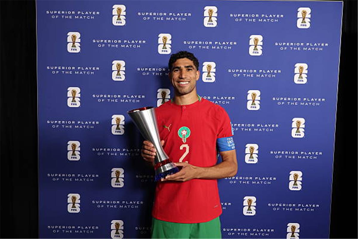 أشرف حكيمي بعد تألقه أمام هايتي: أنا هنا من أجل المغرب