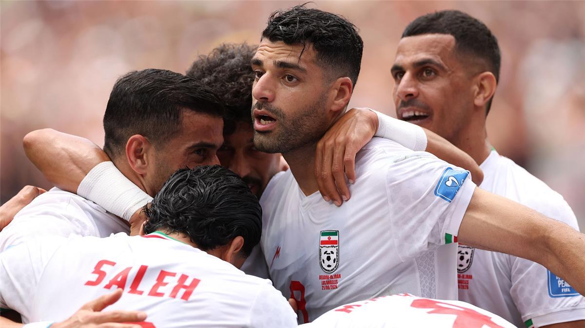 رسالة جديدة من منتخب إيران في غرفة الملابس بعد التعادل أمام مصر