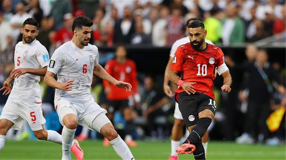 منتخب مصر يعلن موقف محمد صلاح وفتوح وعبدالمنعم من مواجهة أستراليا