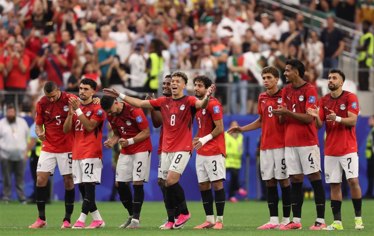ماركا: مصر تطيح بـملوك ركوب الأمواج وتكتب التاريخ في كأس العالم