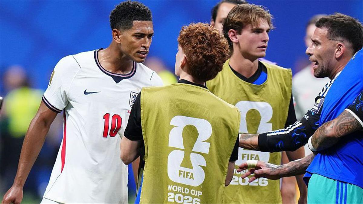 زوجة لاعب الأرجنتين توجه نقدًا لاذعًا إلى بيلينجهام بعد أحداث نصف نهائي كأس العالم
