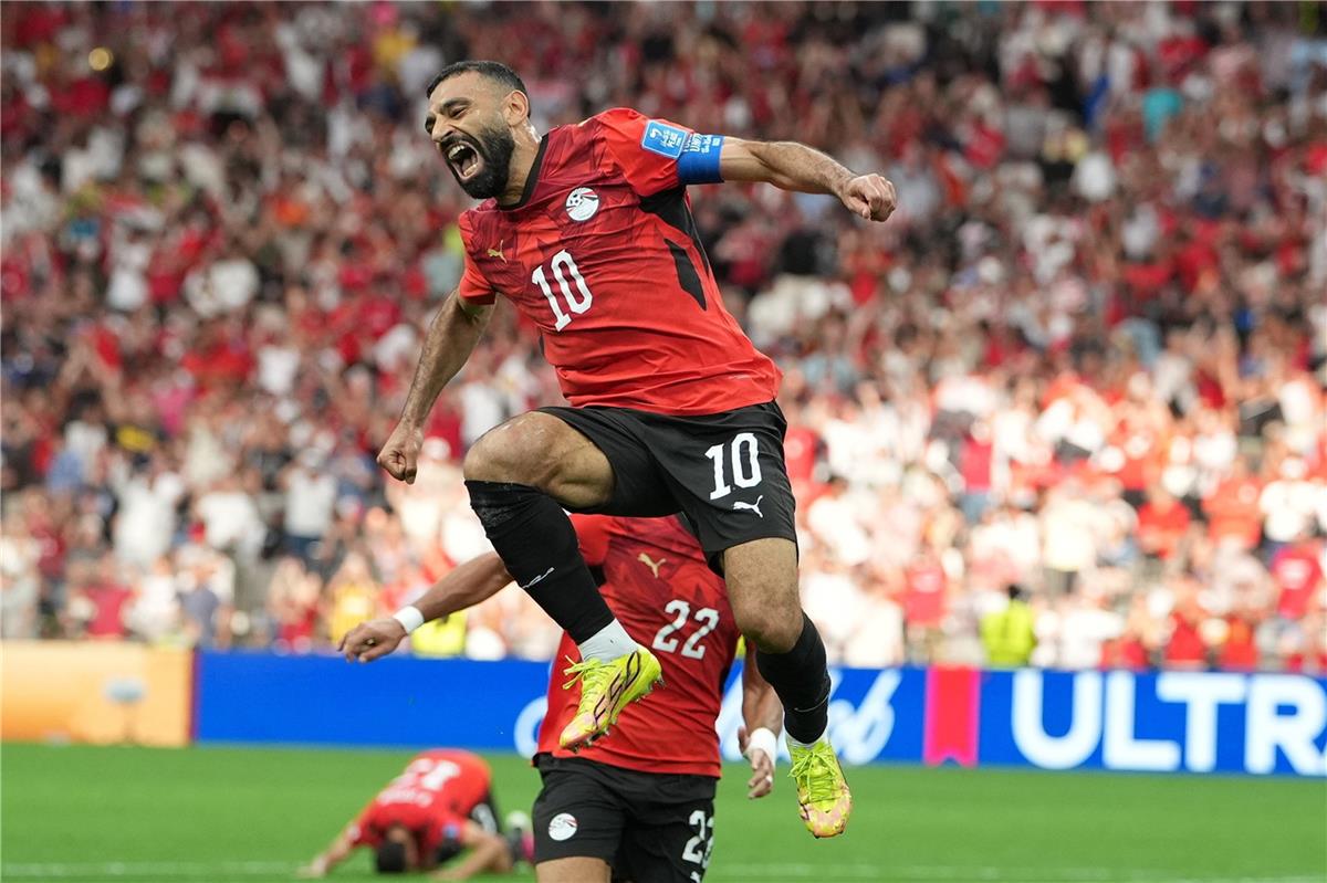 صحفي تركي: اجتماع بين محمد صلاح وإدارة بشكتاش