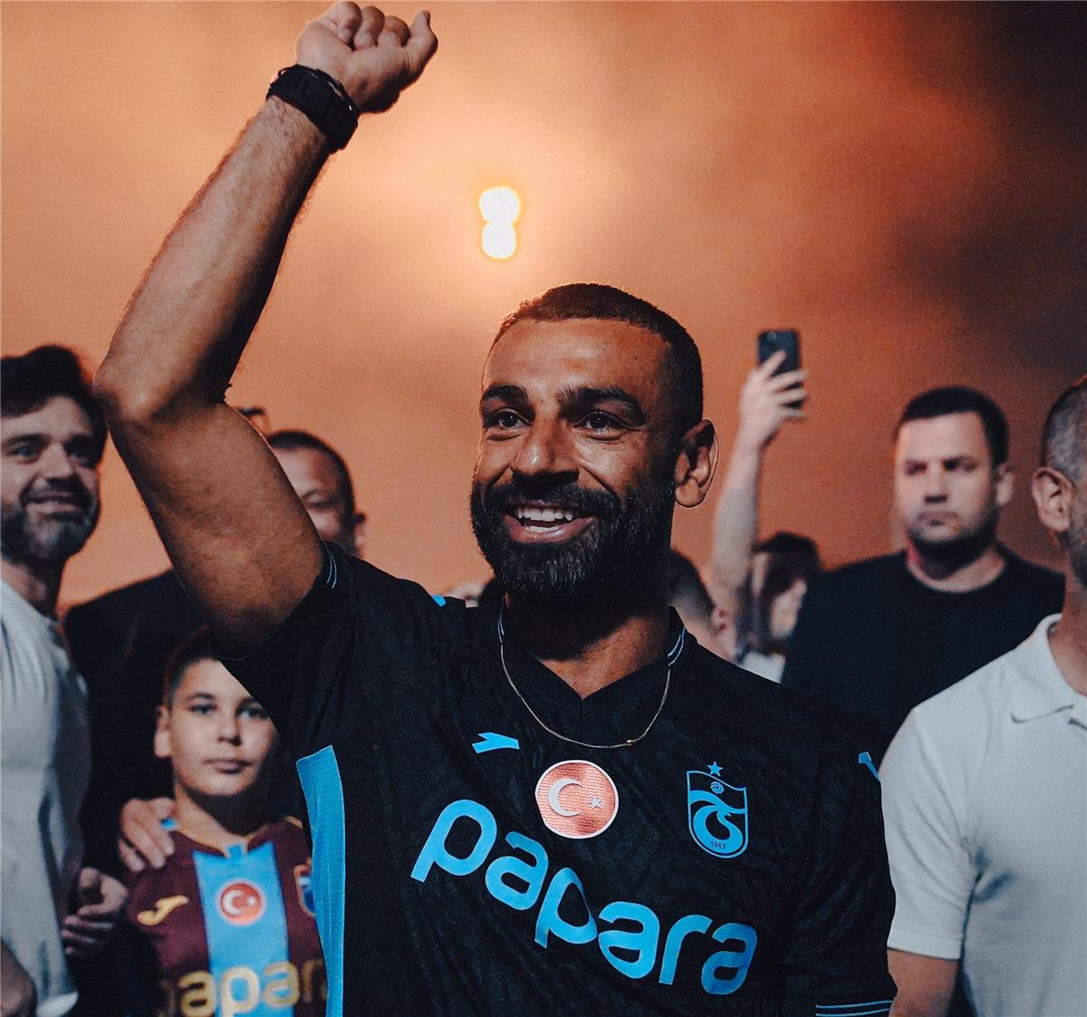 فيديو | كاراجر: أعلم سبب رفض أندية أوروبية ضم محمد صلاح 