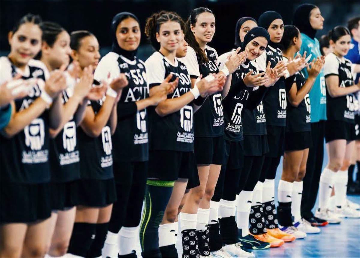 منتخب مصر يسقط بصعوبة أمام إسبانيا في نصف نهائي كأس العالم لكرة اليد للناشئات